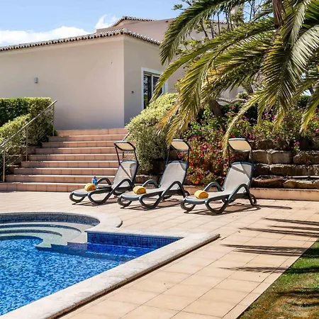 Casa Caledonia